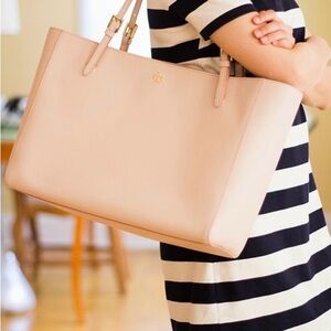Tory Burch York Buckle Tote In Kir Royale Blush Saffiano Large Leather Tote Bag